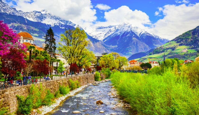Merano, ideal city for a mountain bike tour