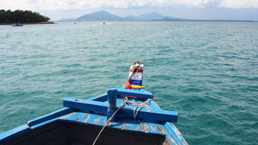Local boat tour through the mangroves of Thailand