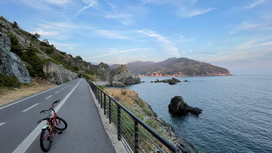 cycle and pedestrian path connecting Levanto with Bonassola and Framura