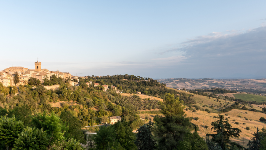 View of Recanati, an unmissable stop on our itineraries in Conero Park.