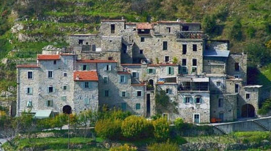 Das Ökologische Dorf Torri Superiore