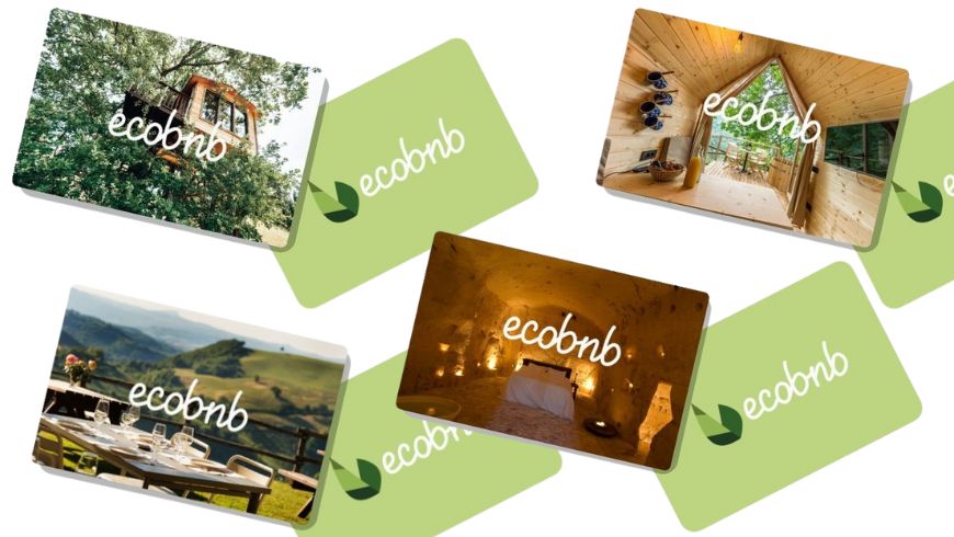 Eine Collage aus verschiedenen thematischen Ecobnb-Geschenkkarten, die unterschiedliche Erlebnisse wie Baumhäuser, Glamping und Naturreisen zeigen.