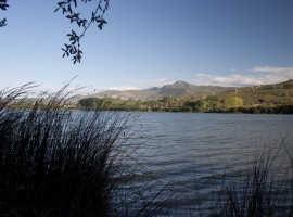 Lago del Carucedo, León, España. Fin de semana en la naturaleza:Descubre estos 10 lagos en España