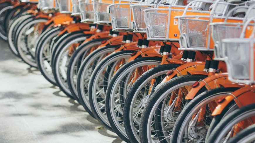alquiler de bicicleta ofrecido por un hotel ecológico