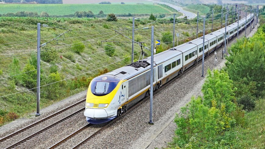 Viaje en tren sostenible de París a Londres.